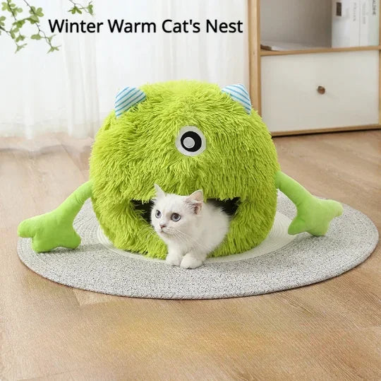 Zavero™ Frog Shape Cat Villa — Semi-Enclosed Warm Plush Nest
