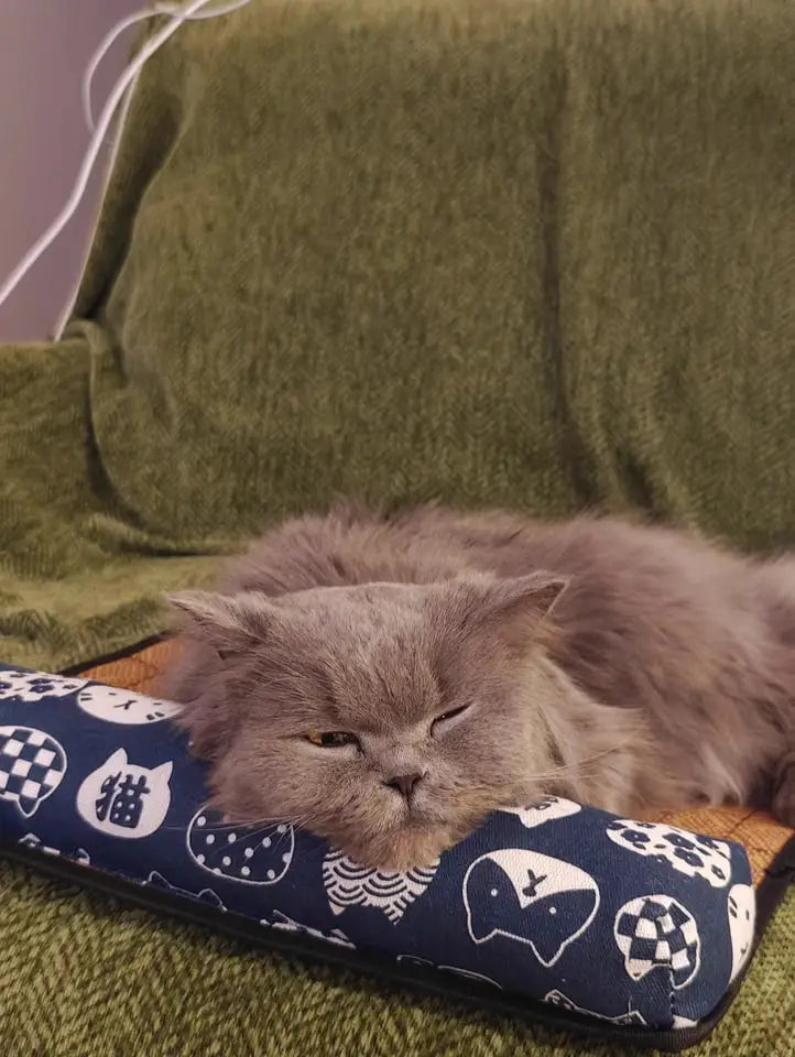 Zavero™ Rattan Cooling Cat Mat — Natural Self-Cool Summer Bed