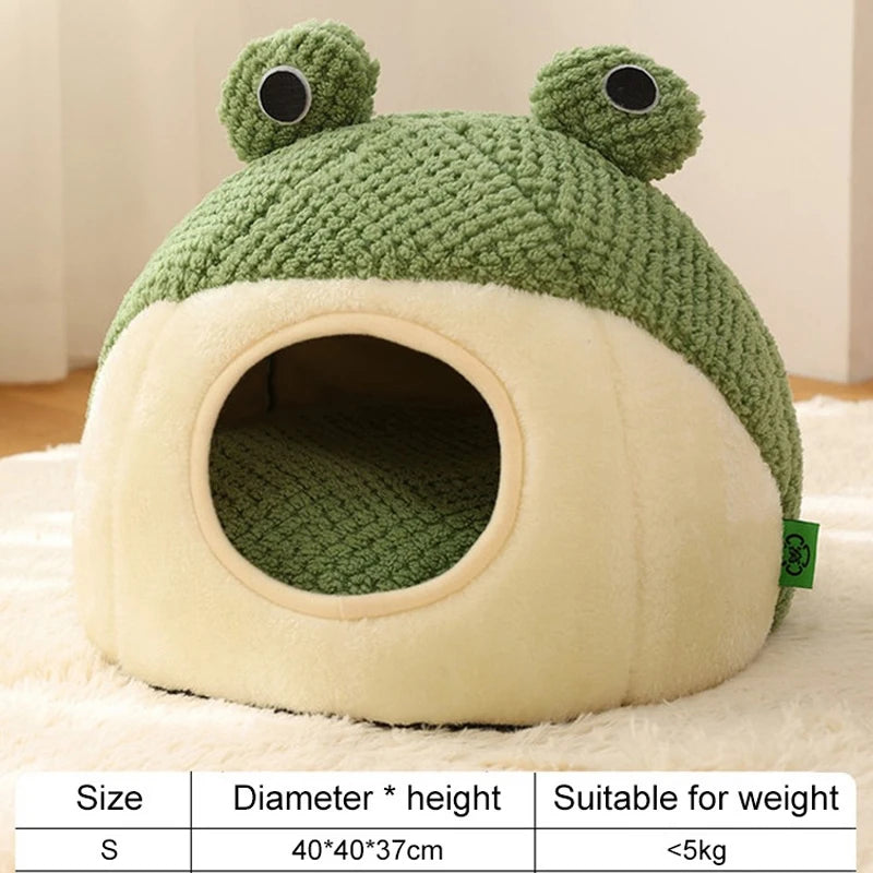 Zavero™ Frog Shape Cat Villa — Semi-Enclosed Warm Plush Nest
