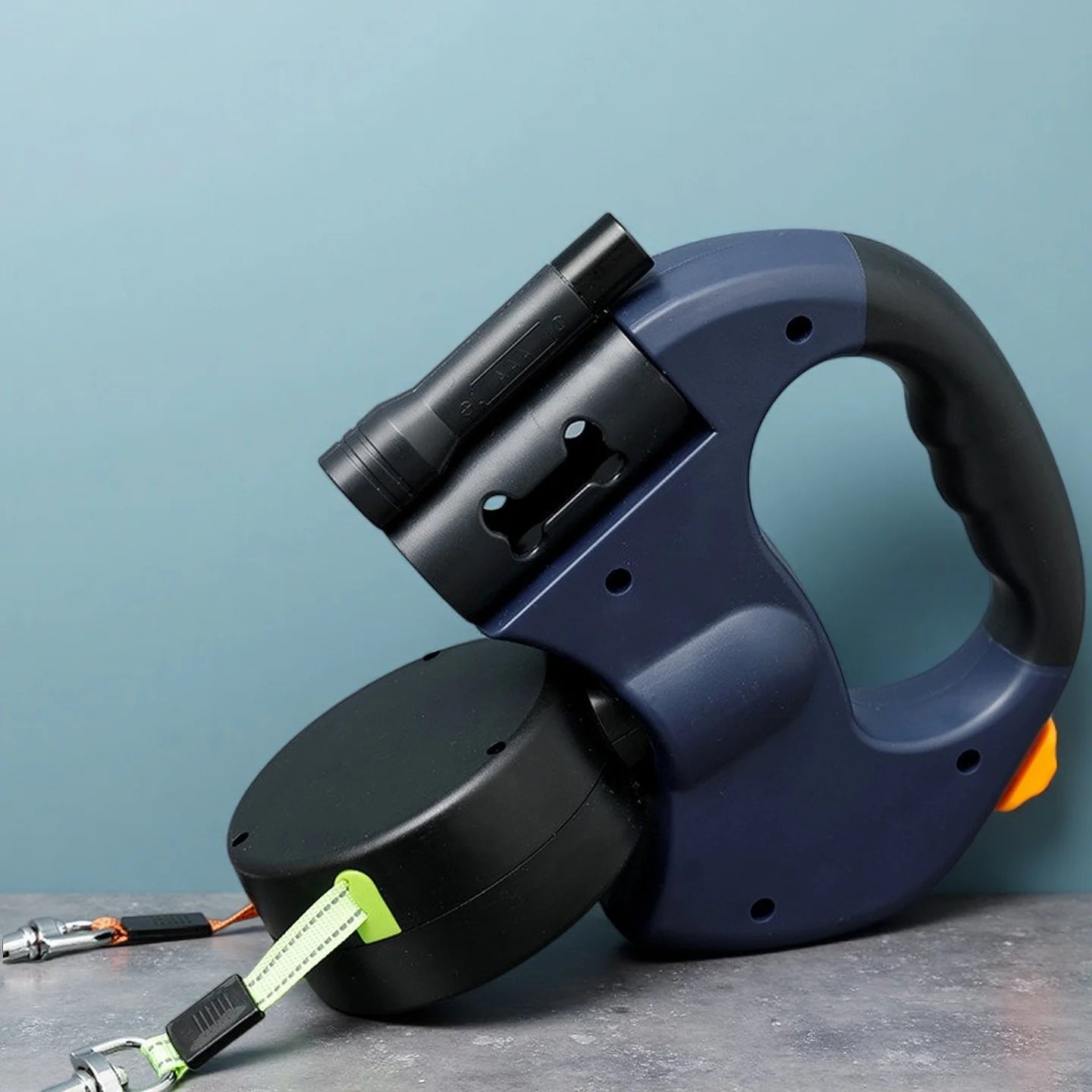 Zavero™ Dual Dog Leash — LED Light 360° No-Tangle Lead