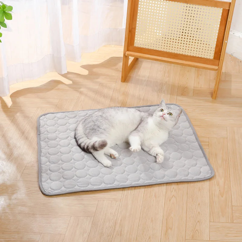 Zavero™ Summer Cooling Cat Sofa — Ice Pad Nest for Small Pets