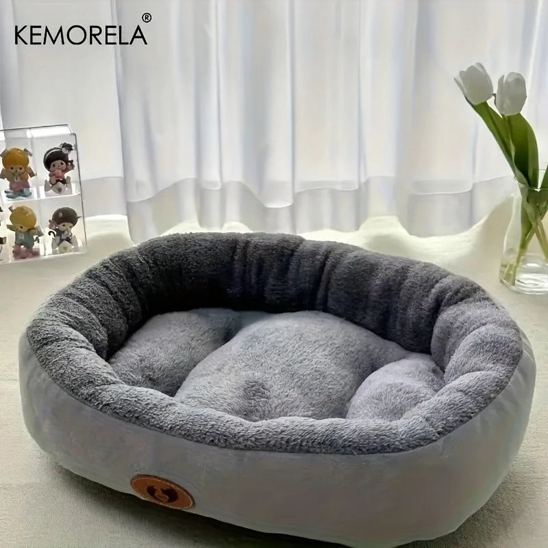 Zavero™ Oval Snuggle Cat Bed — Plush Warm Nest for All Seasons