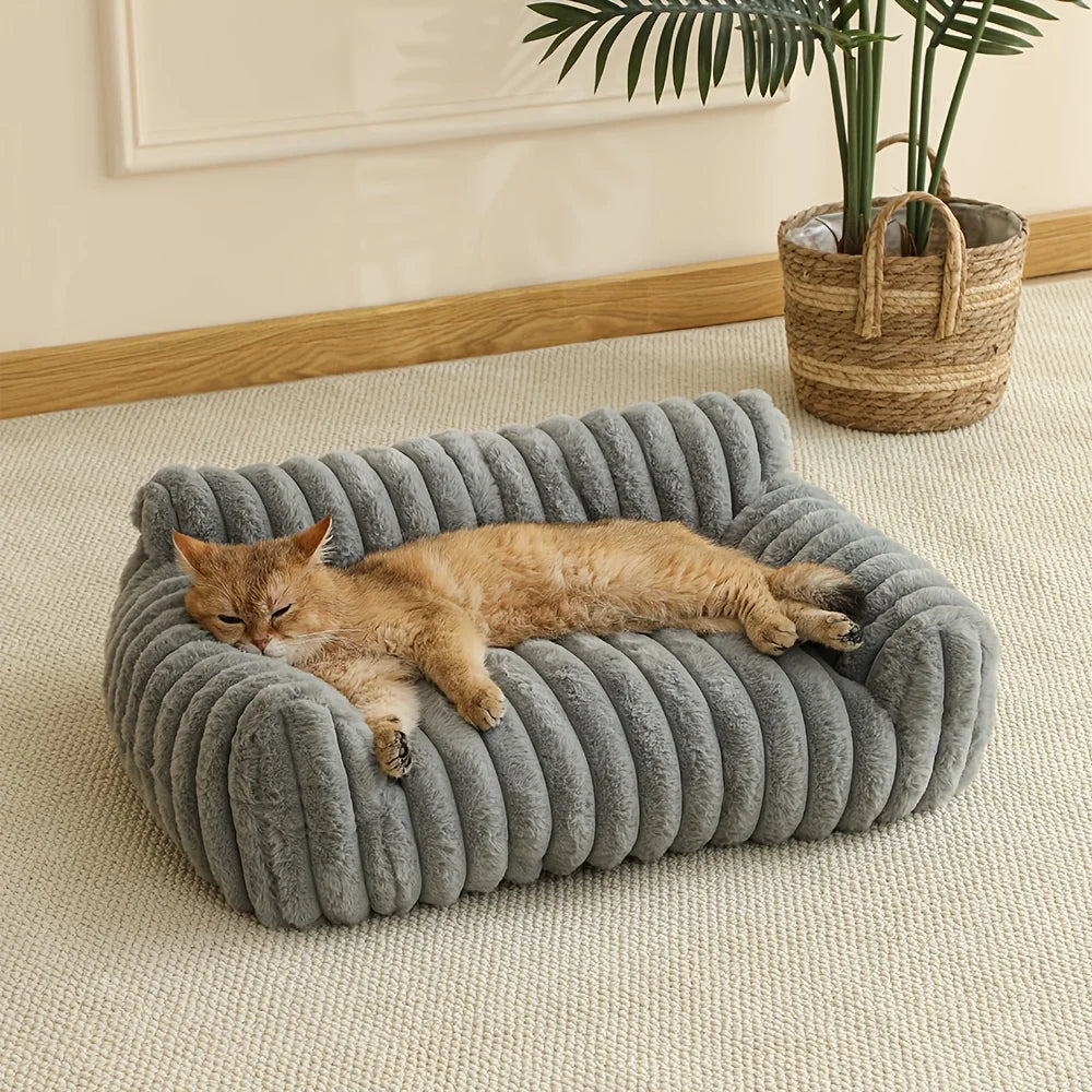 Zavero™ Striped Cat Sofa Bed — Breathable All-Season Pet Nest