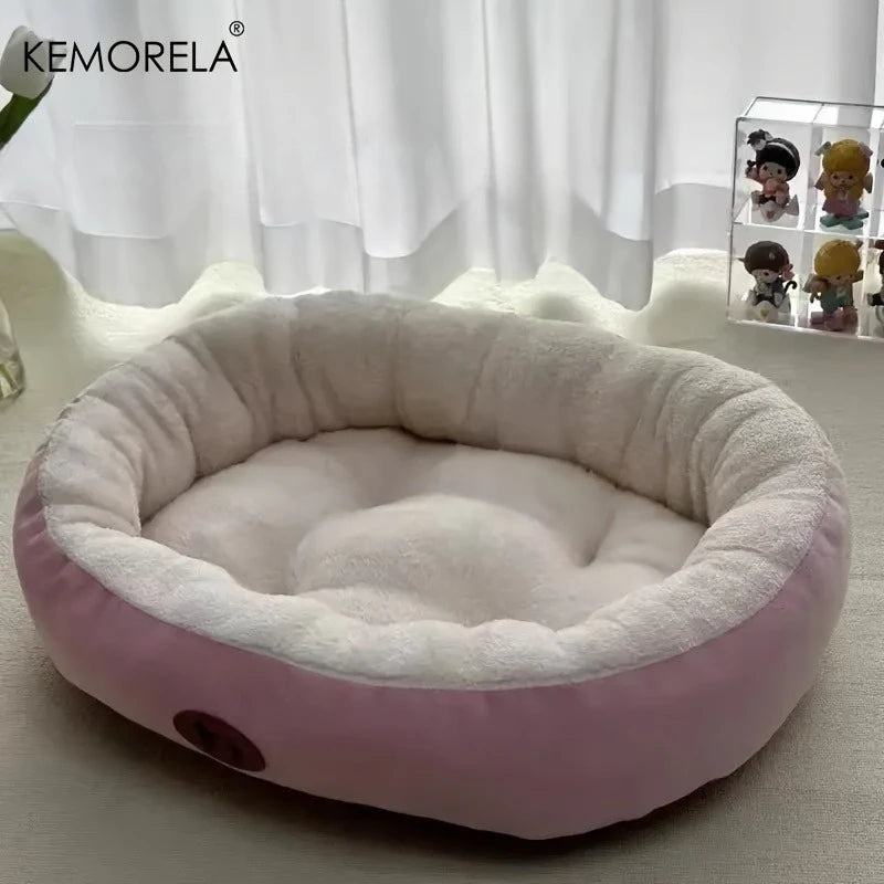 Zavero™ Oval Snuggle Cat Bed — Plush Warm Nest for All Seasons